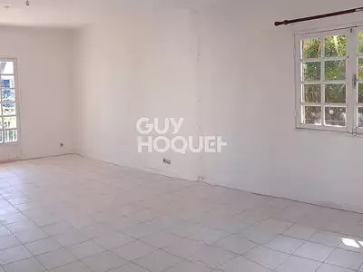 Maison, 176 m²