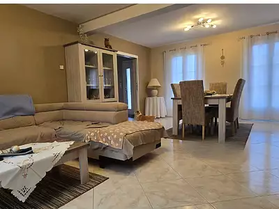 Maison, 150 m²