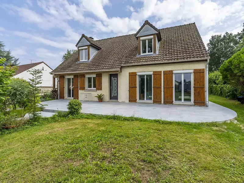 Maison, 165 m²