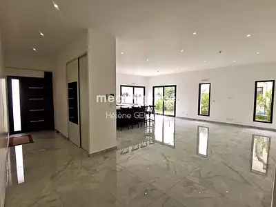 Maison, 125 m²