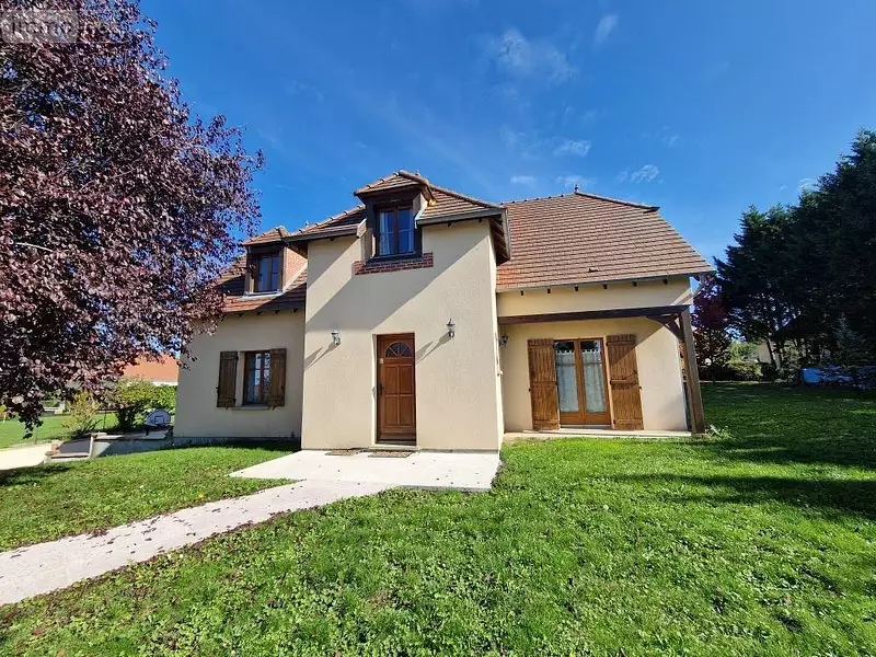 Maison, 153 m²