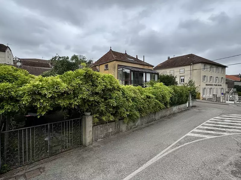 Maison, 166 m²