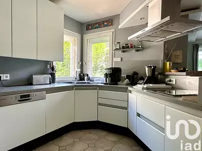 Maison, 228 m²