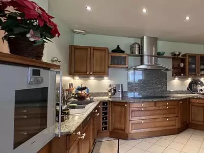 Maison, 237 m²