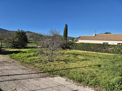 Terrain, 627 m²