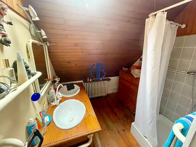 Maison, 215 m²