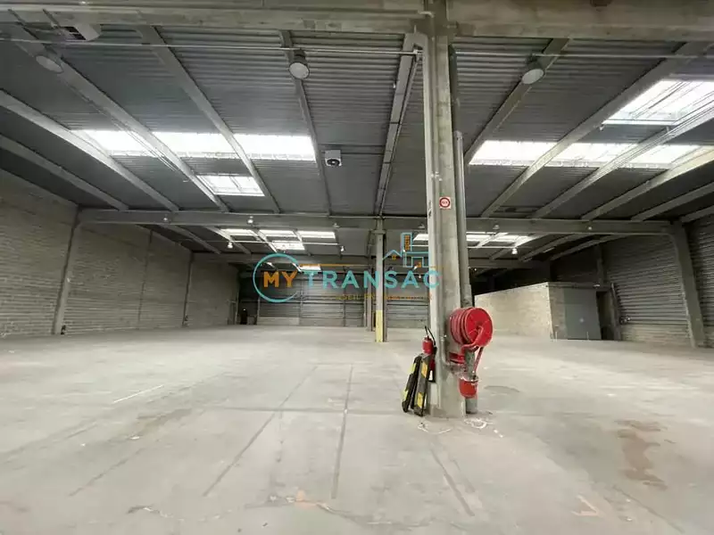 Divers, 4 990 m²
