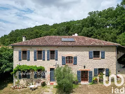 Maison, 250 m²