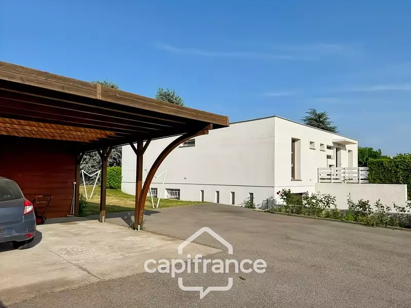 Maison, 99 m²
