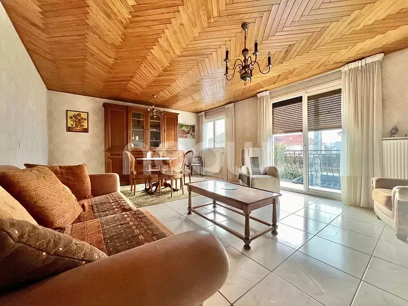Maison, 121,7 m²