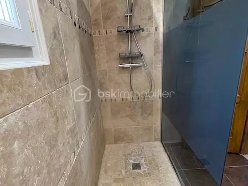Maison, 177 m²