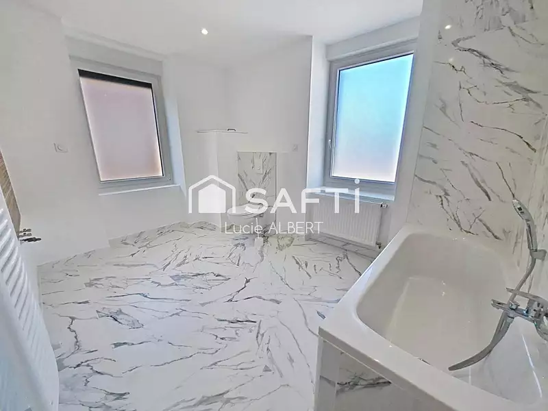 Maison, 165 m²