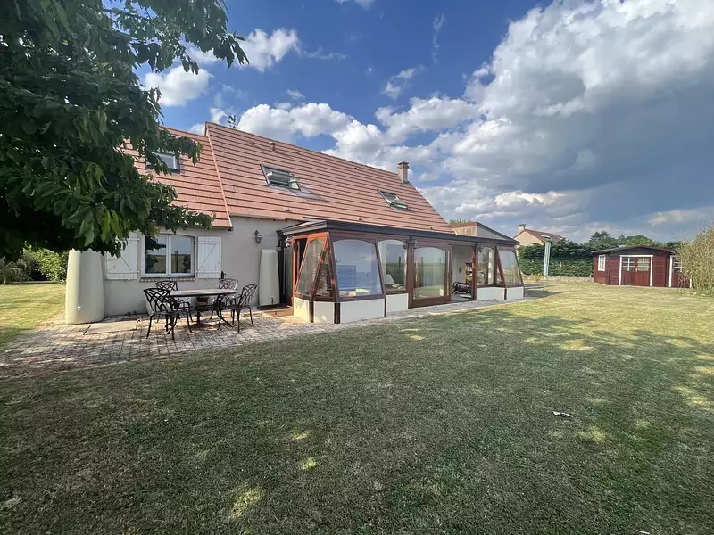 Maison, 161,06 m²