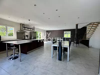 Maison, 158 m²