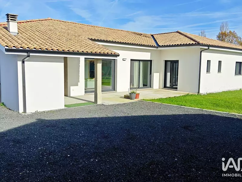 Maison, 160 m²