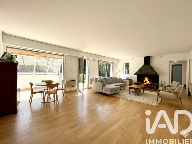 Maison, 167 m²