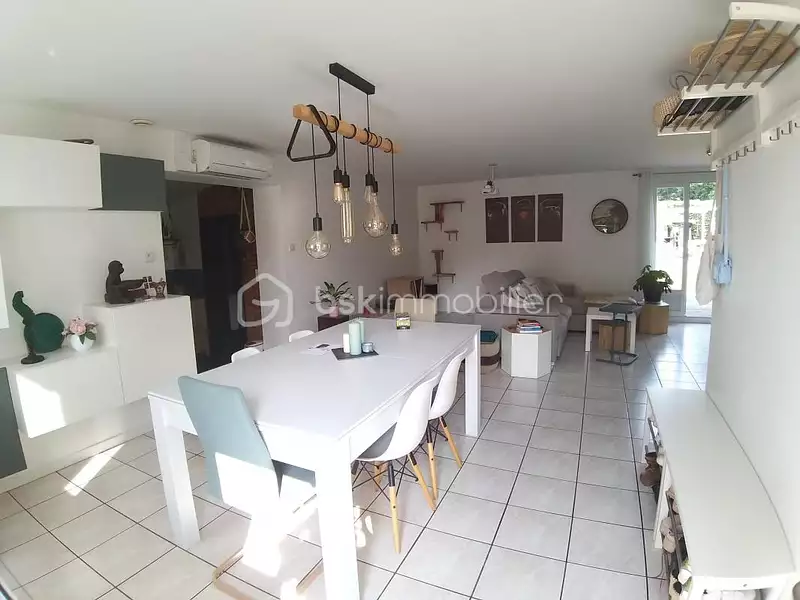 Maison, 106 m²