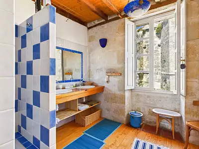 Maison, 270 m²