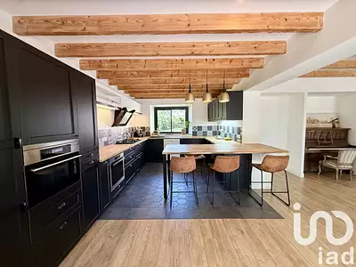 Maison, 165 m²
