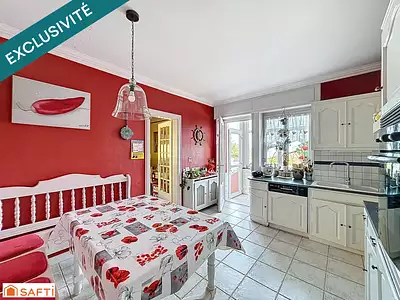 Maison, 260 m²