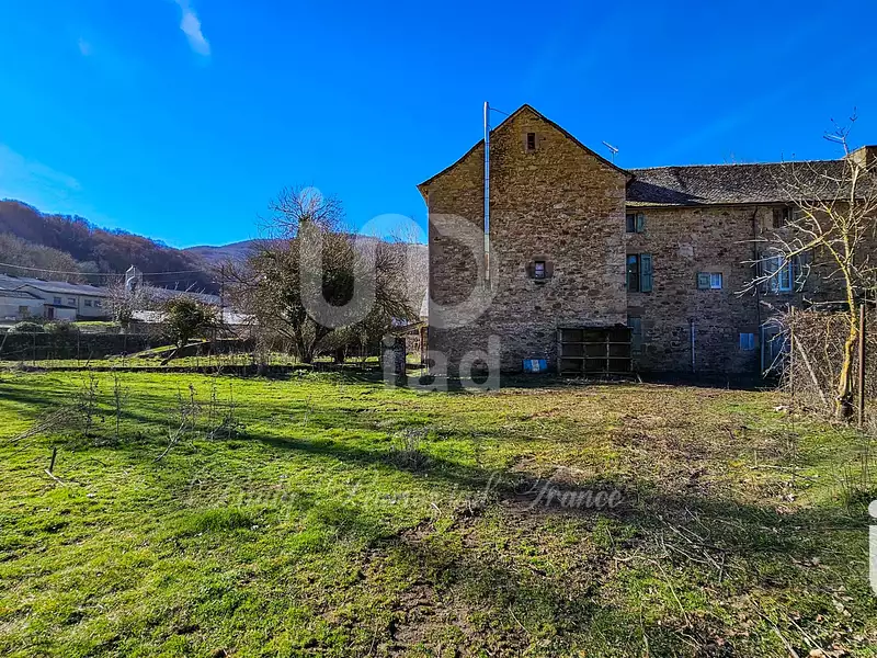 Maison, 350 m²