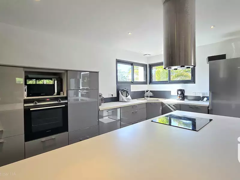 Maison, 145 m²