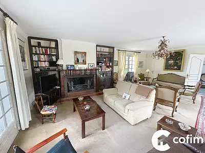 Maison, 250 m²