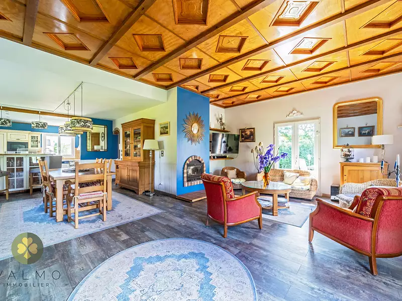 Maison, 215 m²