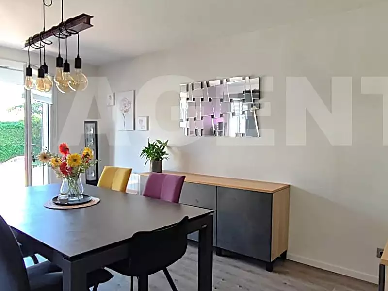 Maison, 105 m²