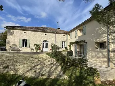 Maison, 390 m²