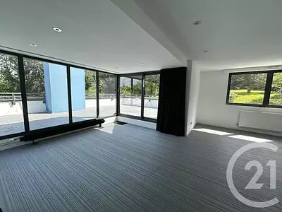 Maison, 317,9 m²