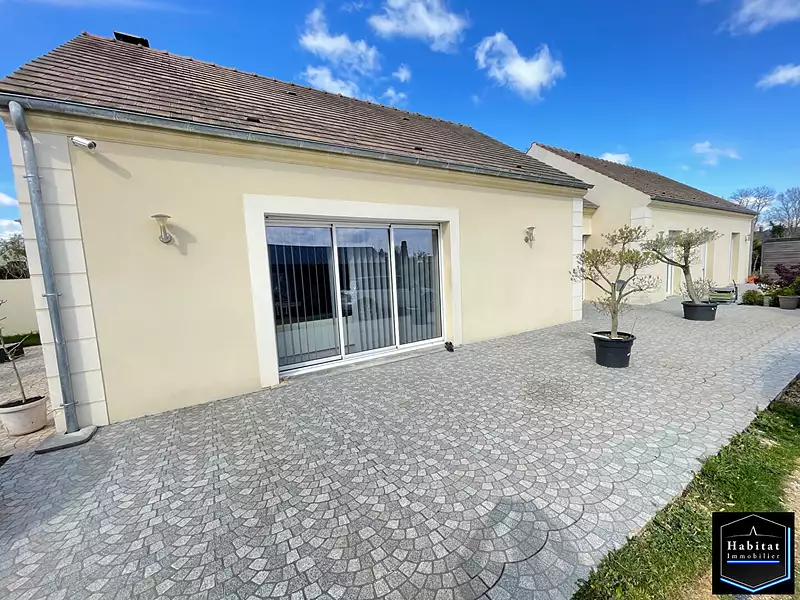 Maison, 146 m²