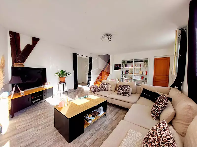 Maison, 143 m²