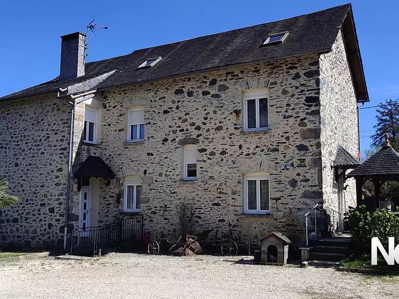 Maison, 180 m²