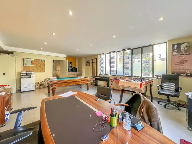Immeuble, 159 m²