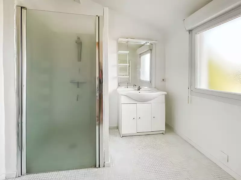 Maison, 166 m²