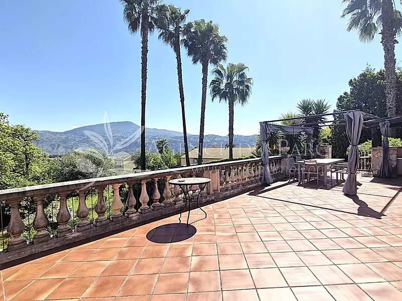 Maison, 180 m²