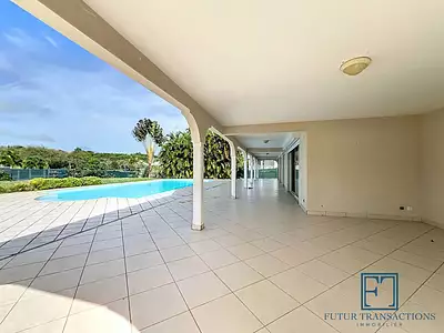 Maison, 322 m²
