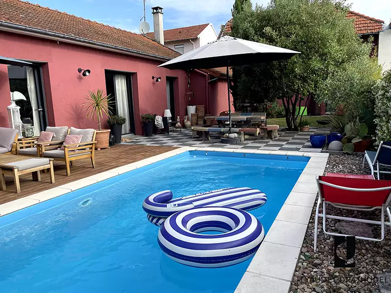 Maison, 187 m²