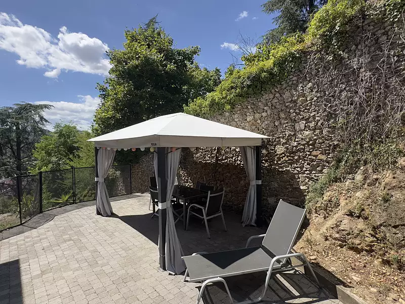 Maison, 230 m²