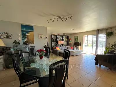 Maison, 124 m²