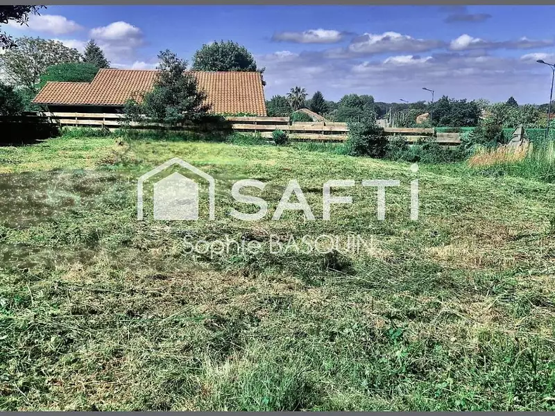 Terrain, 650 m²