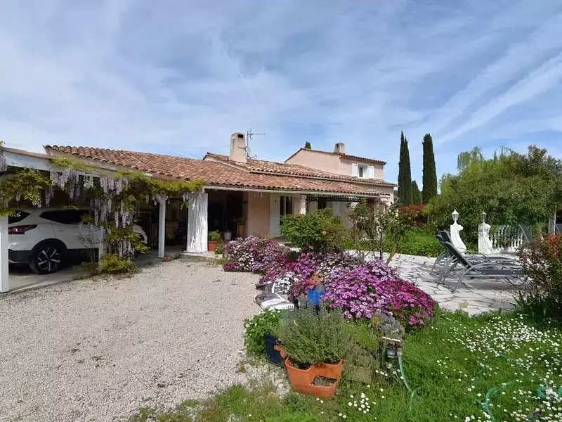 Maison, 213 m²