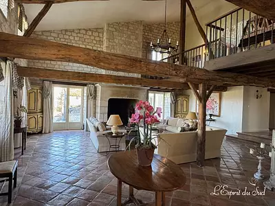 Maison, 750 m²