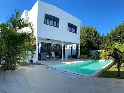 Maison, 190 m²