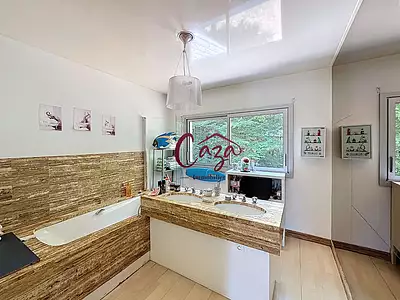 Maison, 230 m²