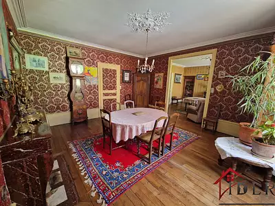 Maison, 211 m²