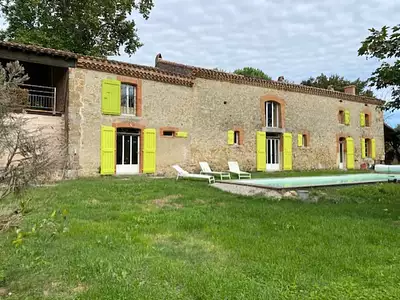 Maison, 330 m²