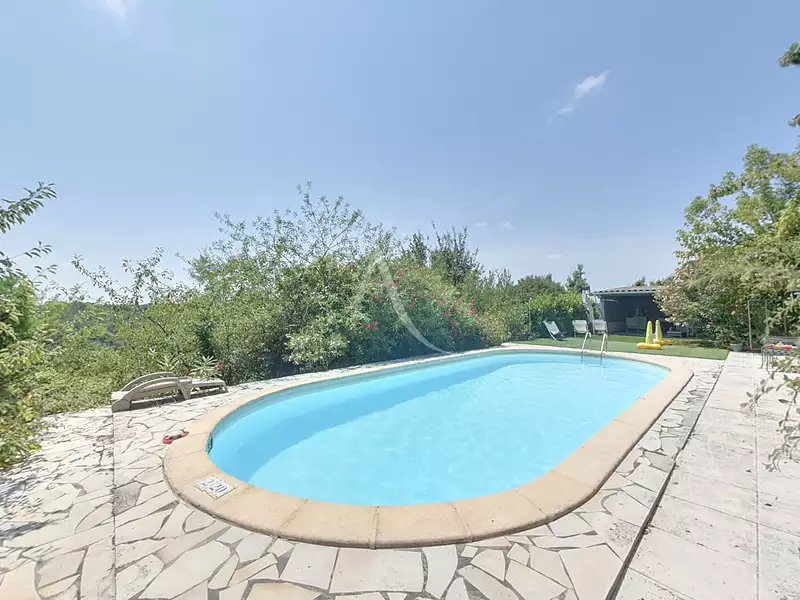 Maison, 400 m²
