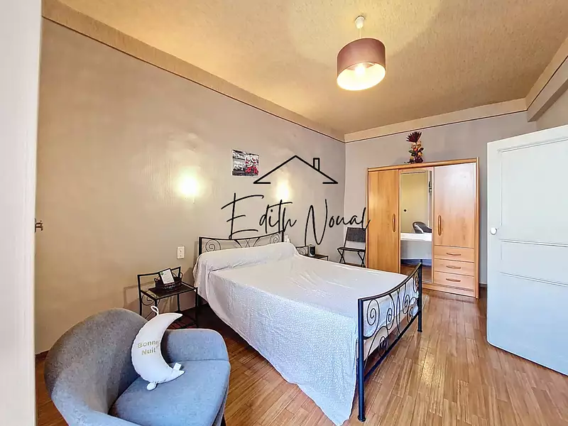 Immeuble, 230 m²